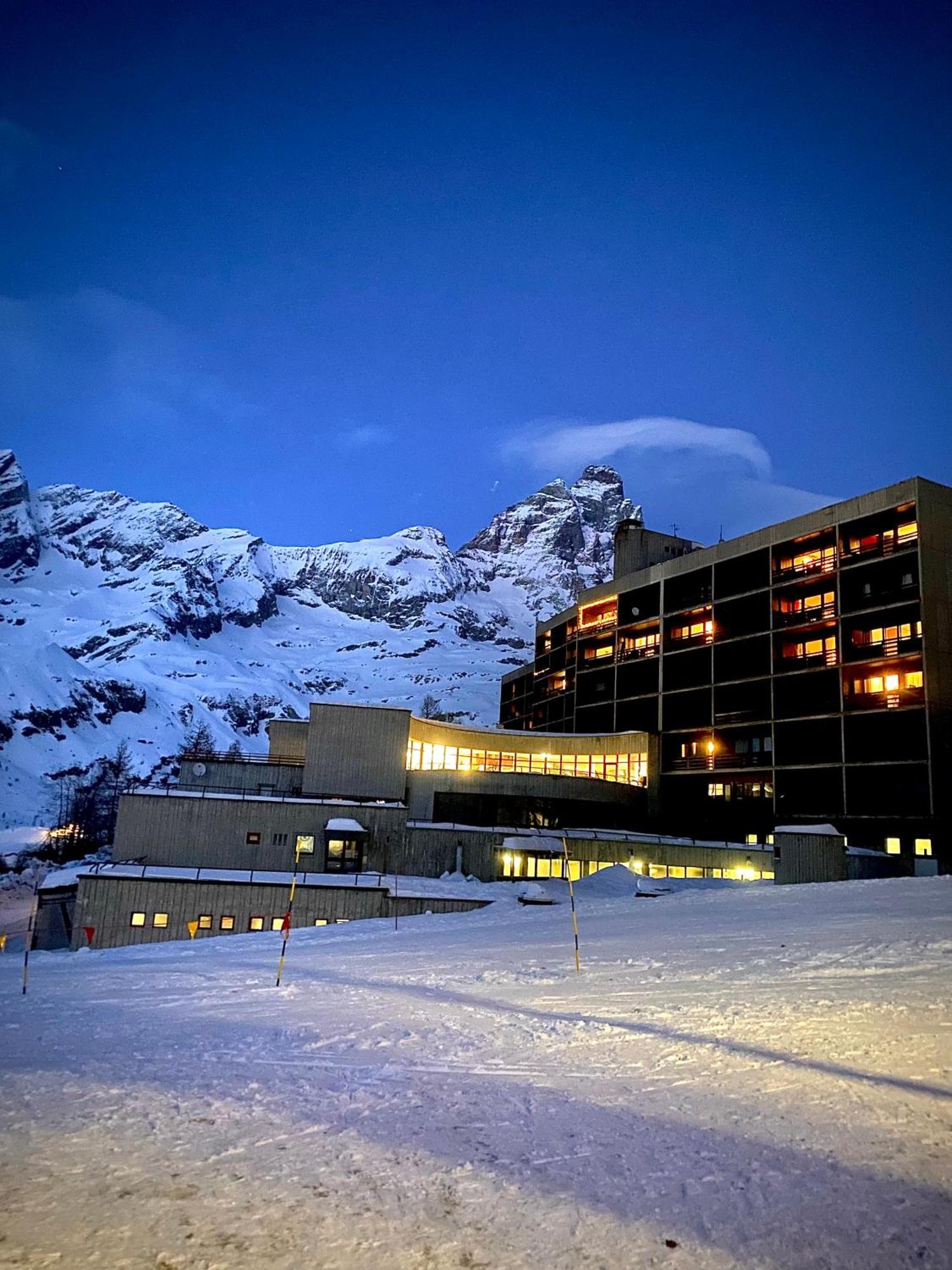 Ski Paradise - Cielo Alto Cervinia Breuil-Cervinia Dış mekan fotoğraf
