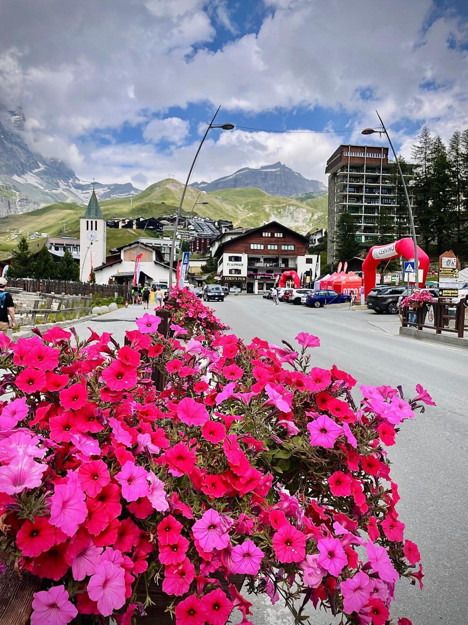 Ski Paradise - Cielo Alto Cervinia Breuil-Cervinia Dış mekan fotoğraf